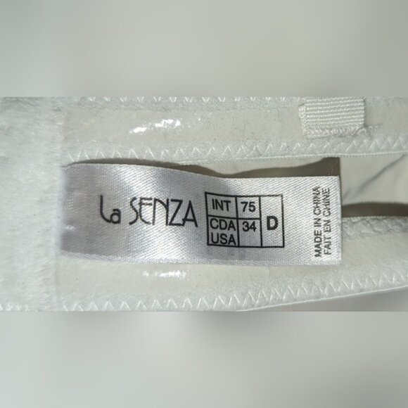 Womens White Strapless Bra - Size 34D - Picture 2 of 3